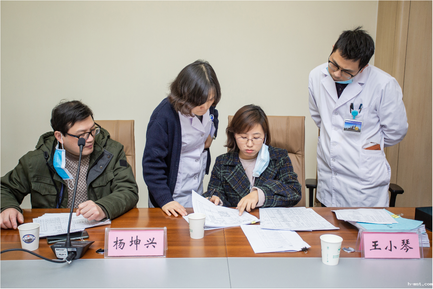 1611198210989198.png 微信截图3.png