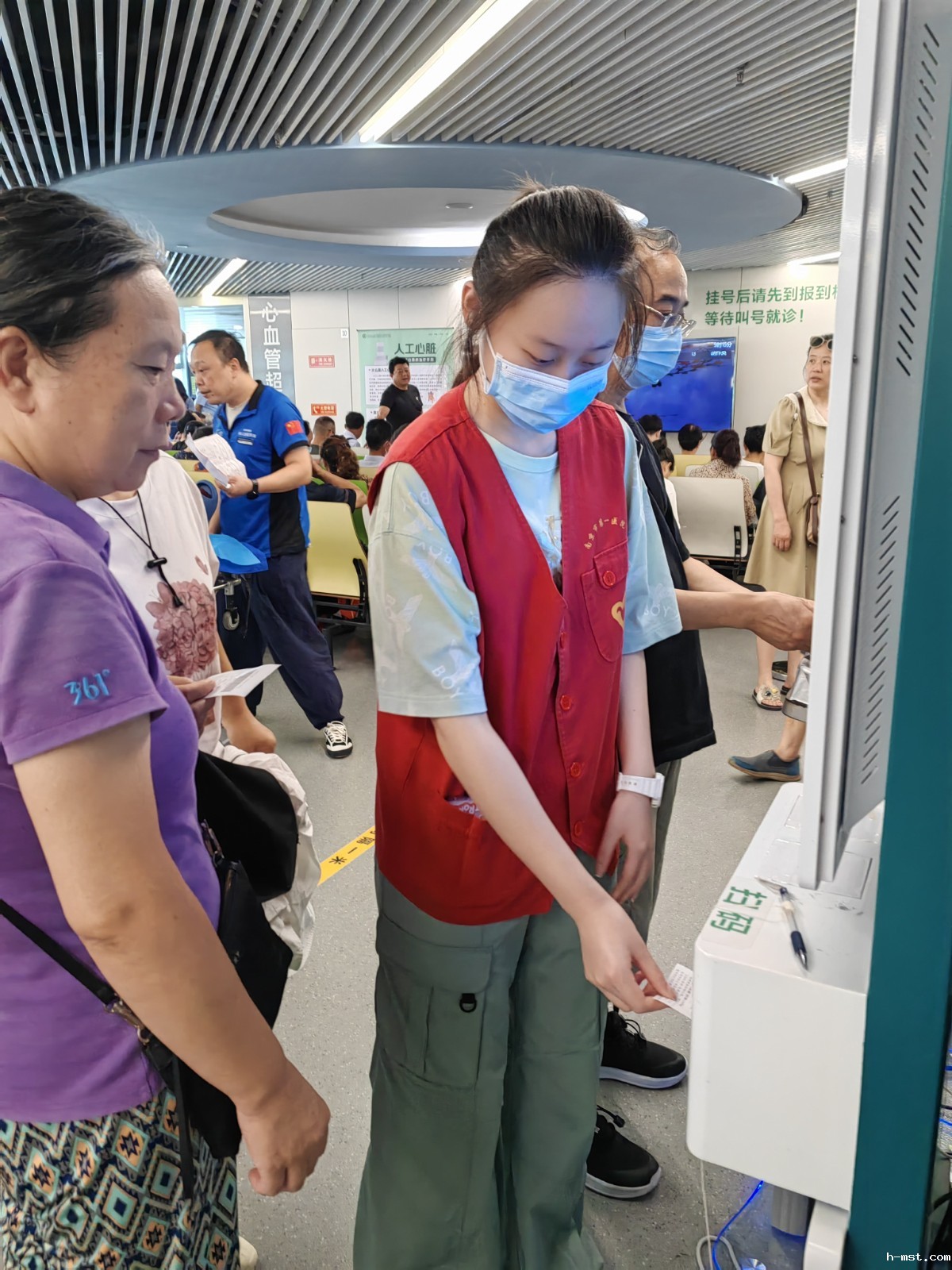 1744842603676741.jpg 1744842603676741.jpg